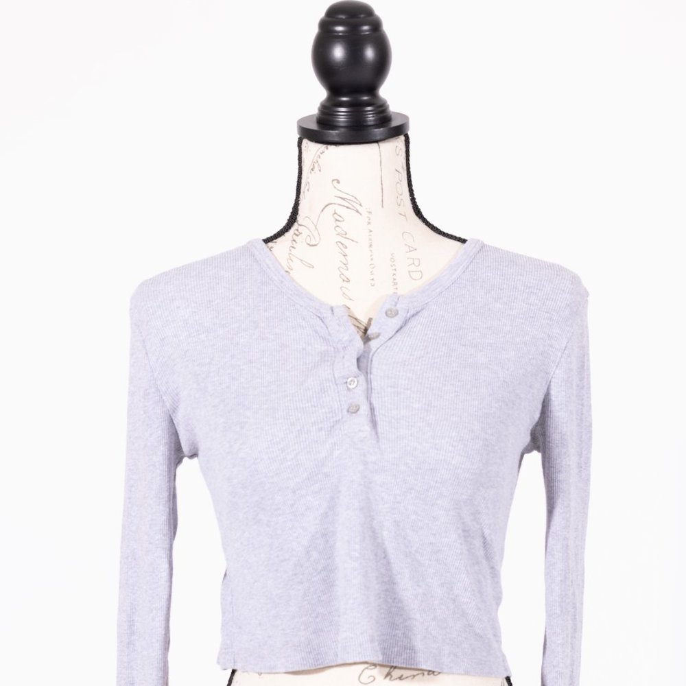 GREY QUARTER BUTTON UP RIB LONGSLEEVE
